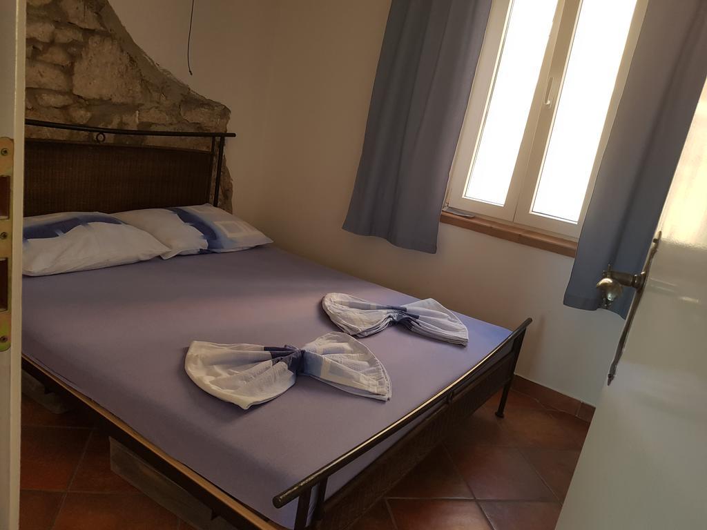 Apartments Mirela Gradac  Extérieur photo