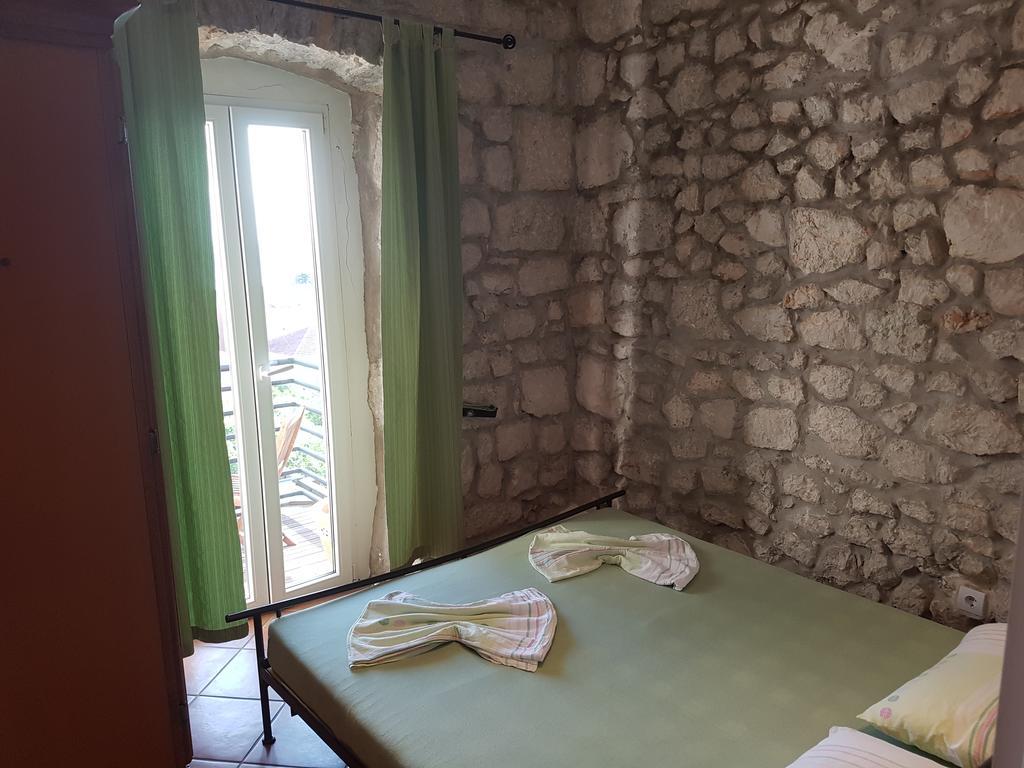 Apartments Mirela Gradac  Extérieur photo