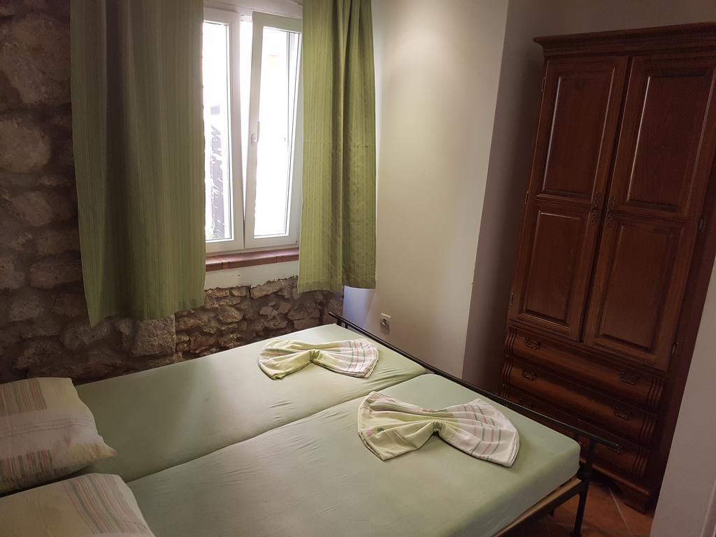 Apartments Mirela Gradac  Extérieur photo