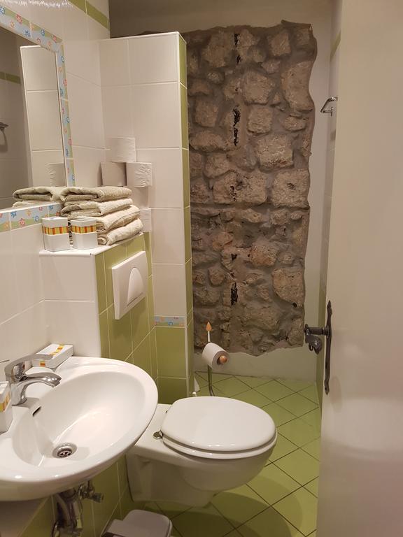 Apartments Mirela Gradac  Extérieur photo